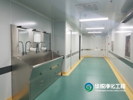 医院净化工程中地面采用什么材料比较好？