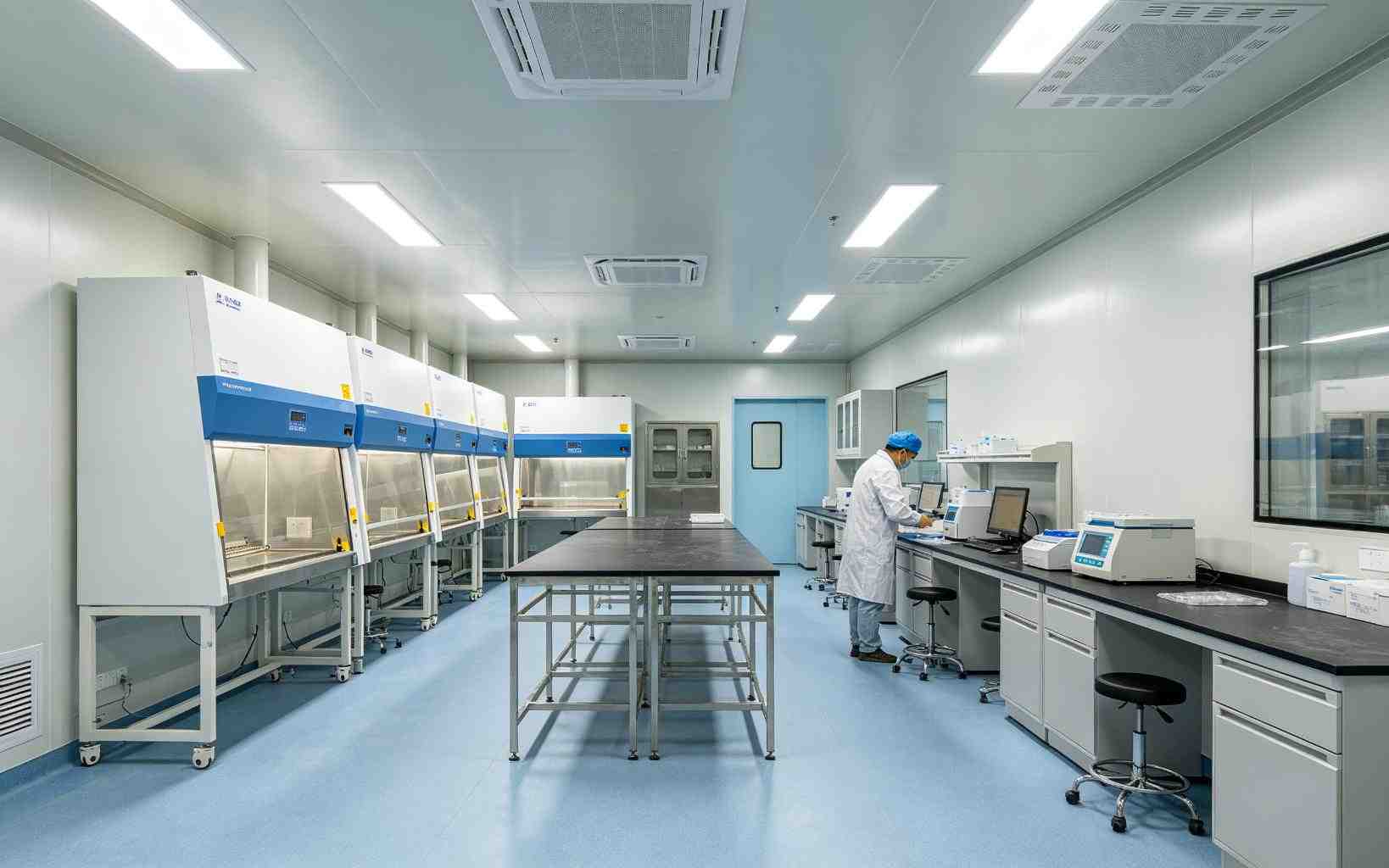 西宁静配中心净化工程施工